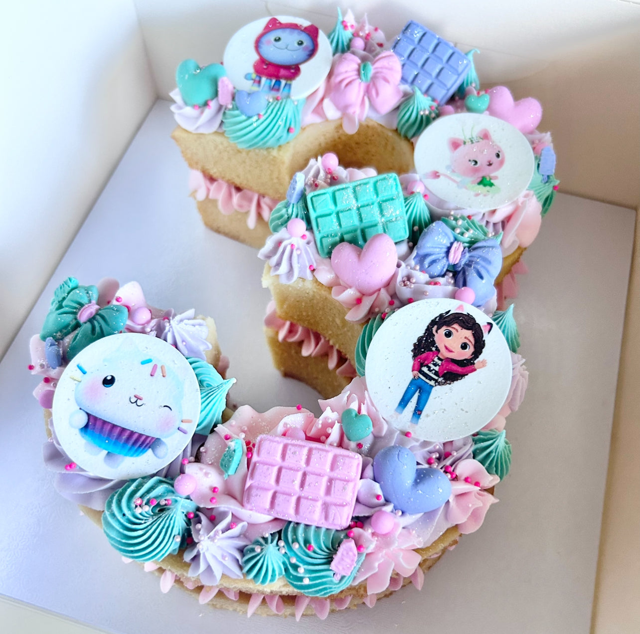 Character Single Number Cake