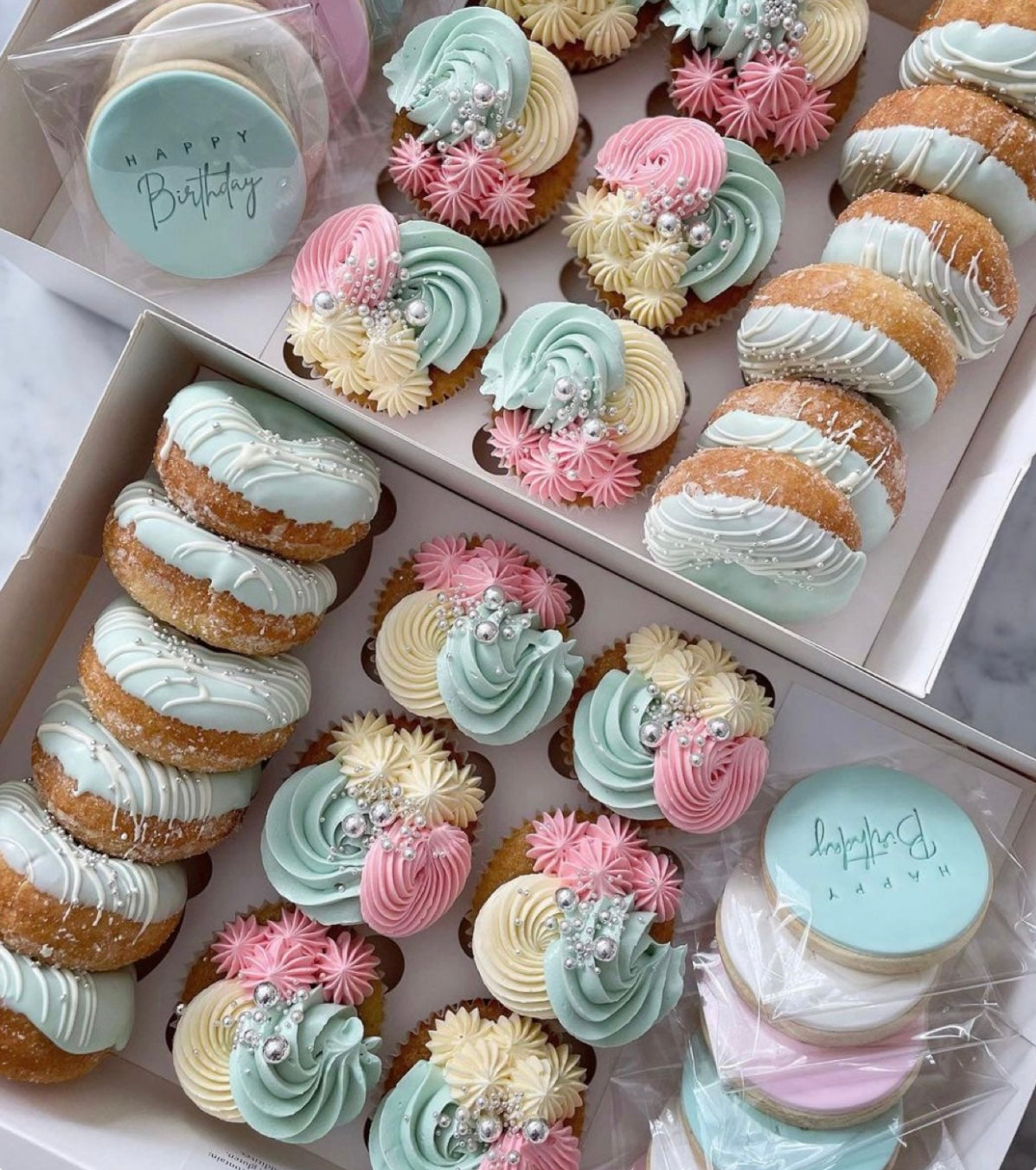 Pastel Birthday Mixed Box