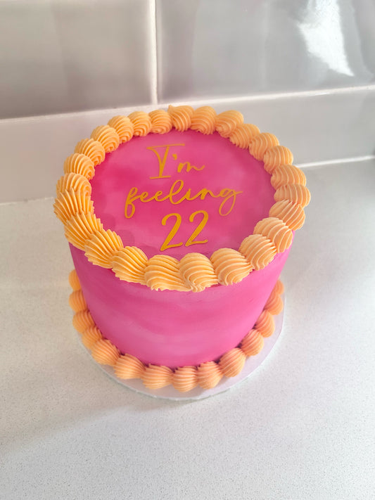 Vintage 2 Tone Round Cake